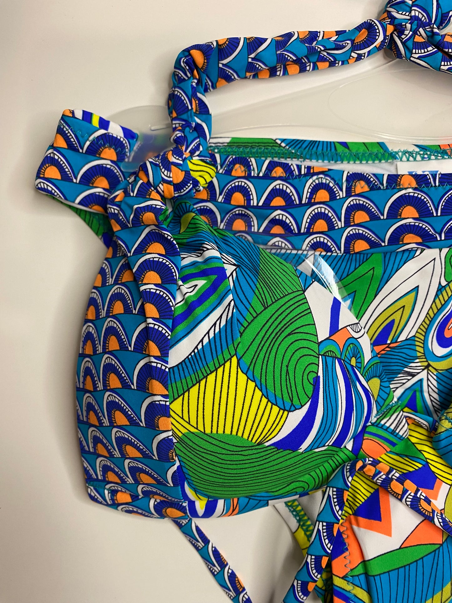 Patterned Underwire Bikini Ensemble