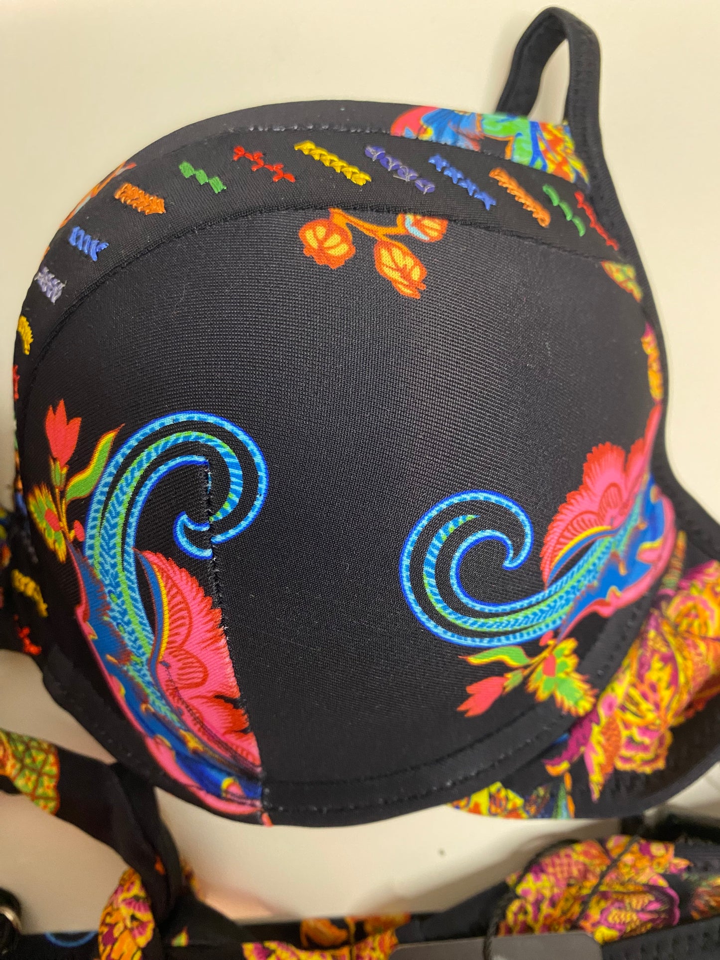 Glowing Elegance Printed Lift Bikini Set