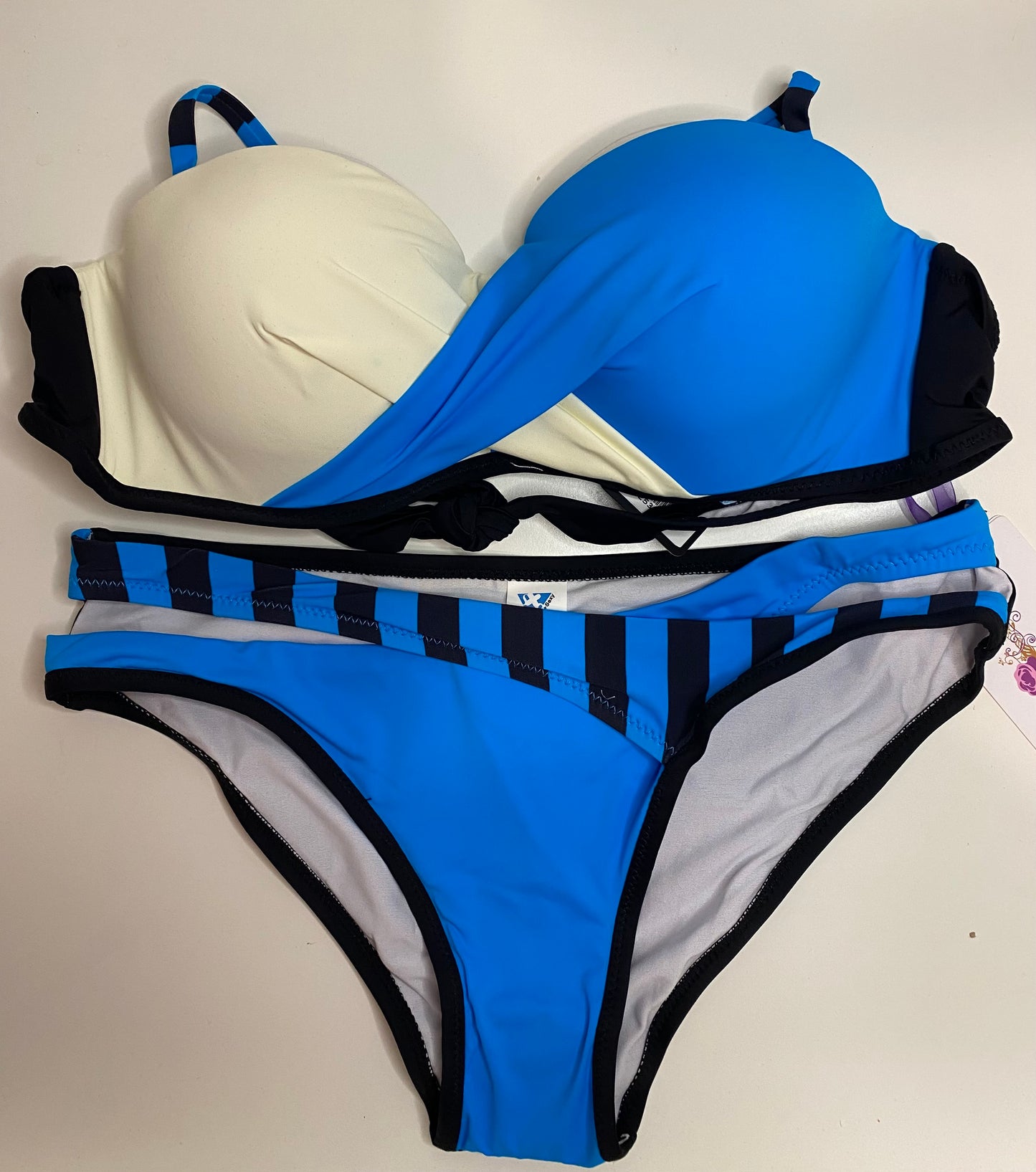 Enchanté Allure Bikini Set