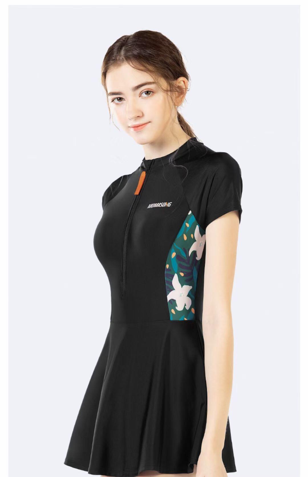 short color matching one-piece skirt swimwear