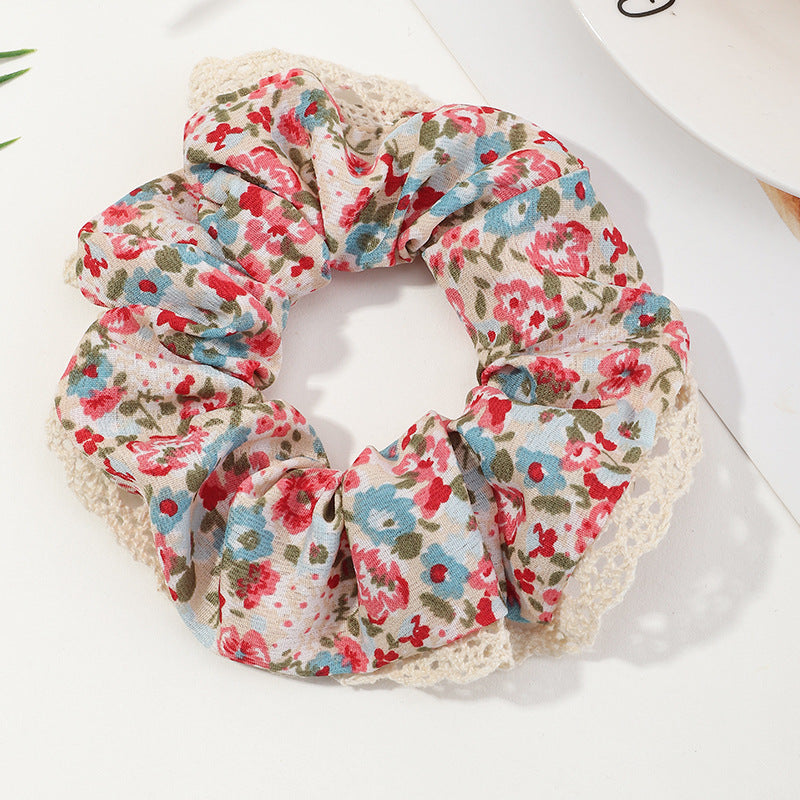 Floral pretty crochet trim