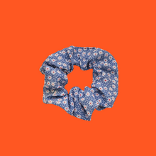 Load image into Gallery viewer, Sweet Floral Polka Dot Scrunchie
