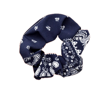 Load image into Gallery viewer, Printing Fabric Hair Scrunchies
