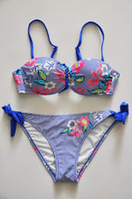 Load image into Gallery viewer, striped floral bikini set
